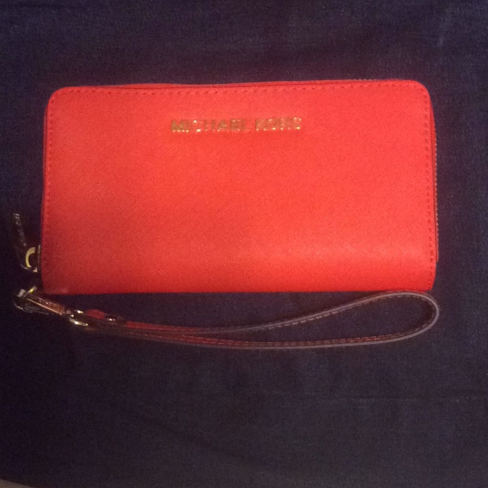 Michael Kors wristlet